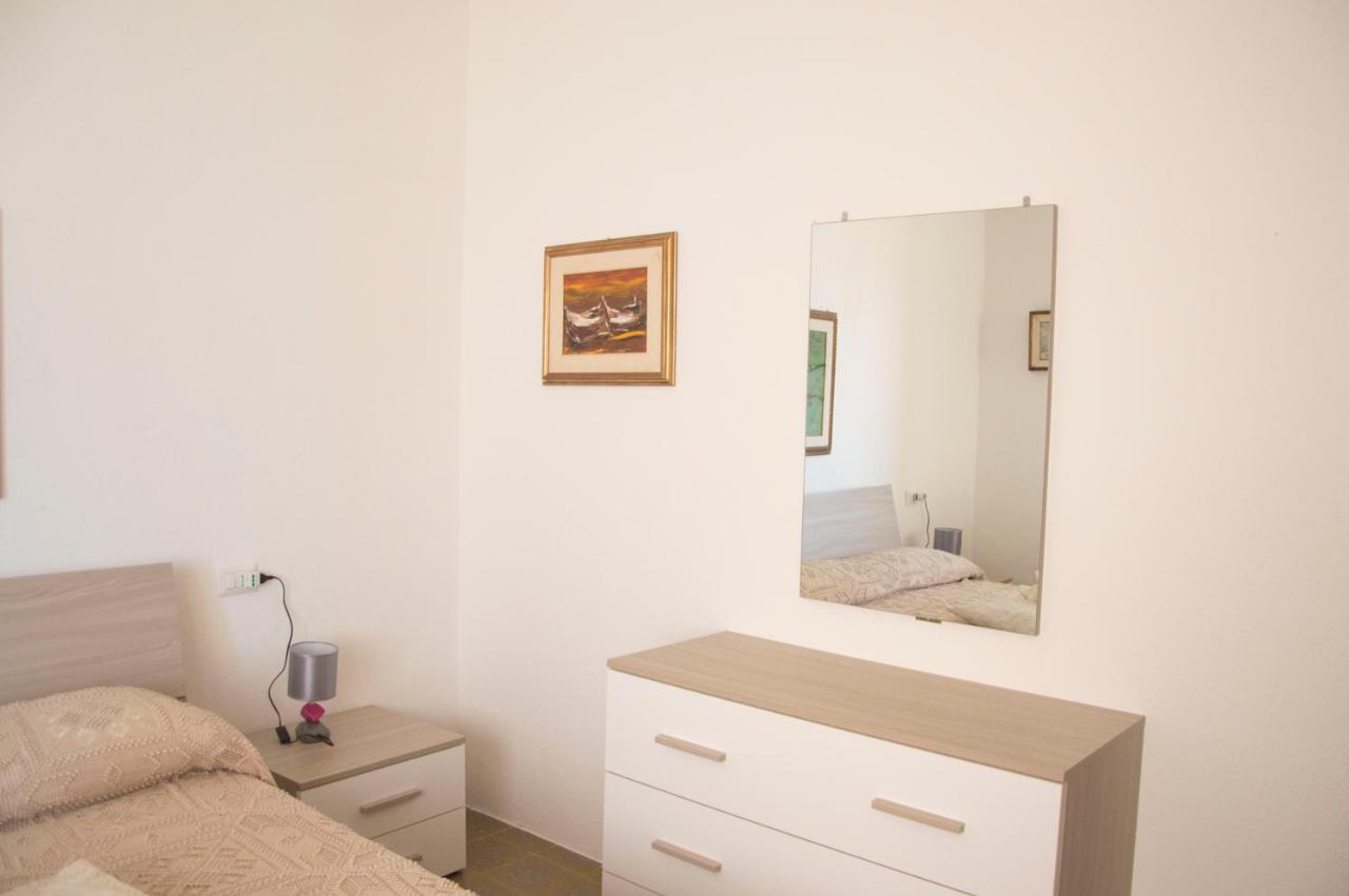 Bed and Breakfast Occhj A Mari Санта-Тереза-Галлура Экстерьер фото